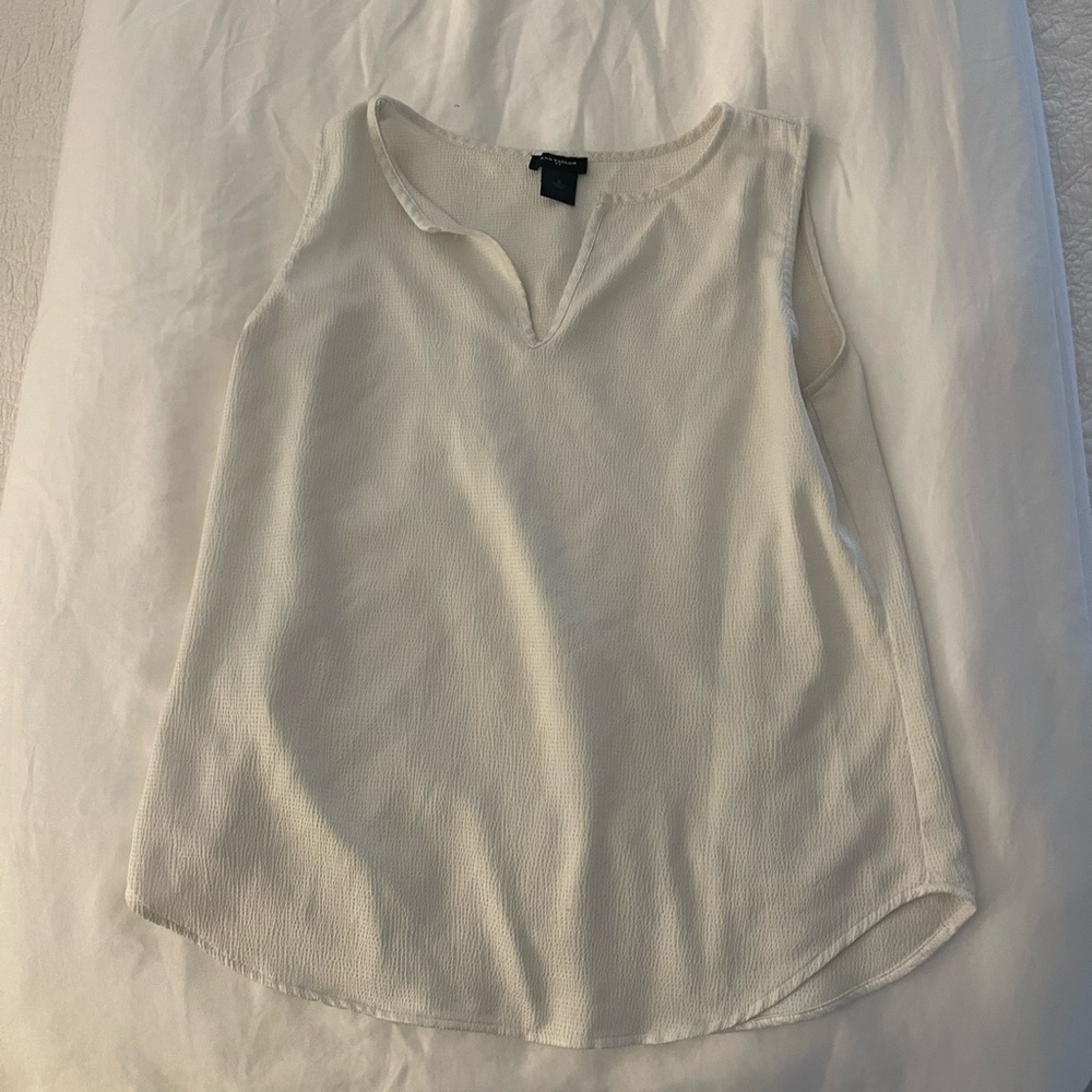 Ann Taylor white tank